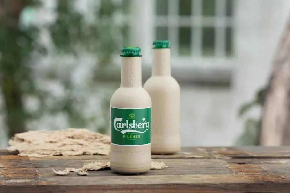 Carlsberg e a garrafa de papel