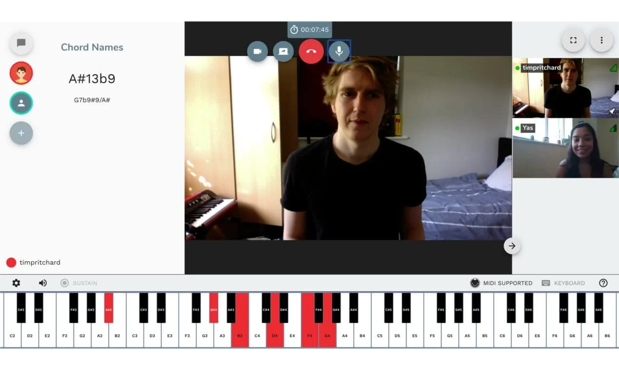 Cloud Piano, um web app que permite tocar piano em tempo real com outras pessoas