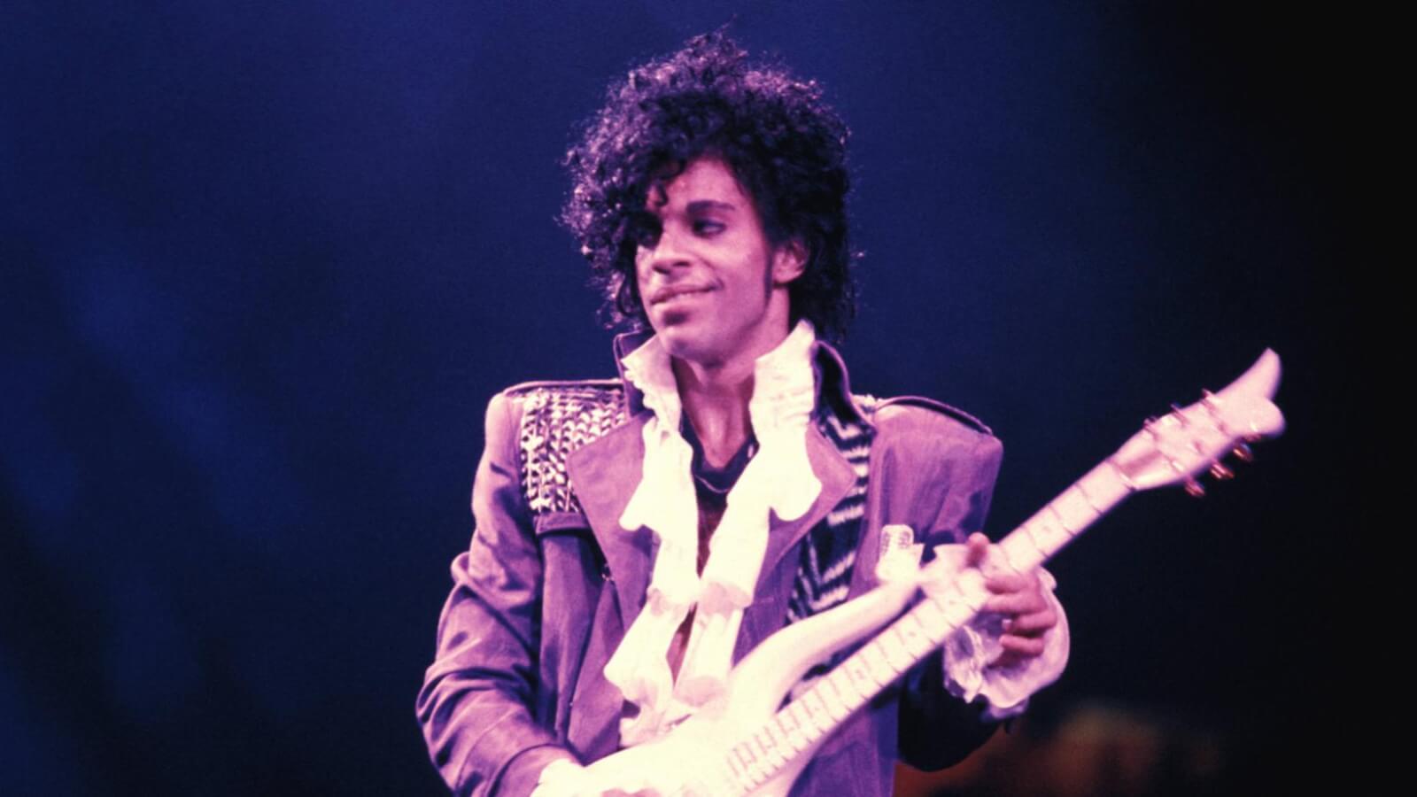 Show histórico "Prince and the Revolution: Live", de 1985, será transmitido no Youtube