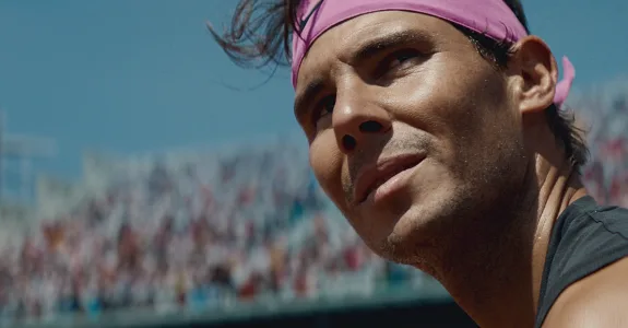 Comercial tem Nadal mas prefere falar de futebol