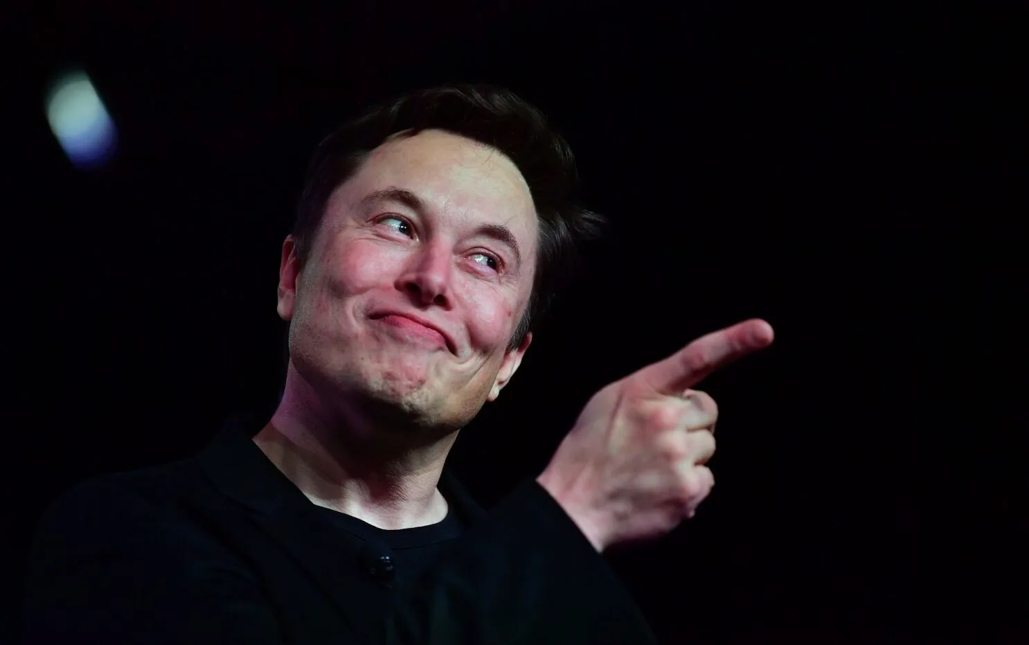 Elon Musk compra Twitter por US$ 44 bilhões