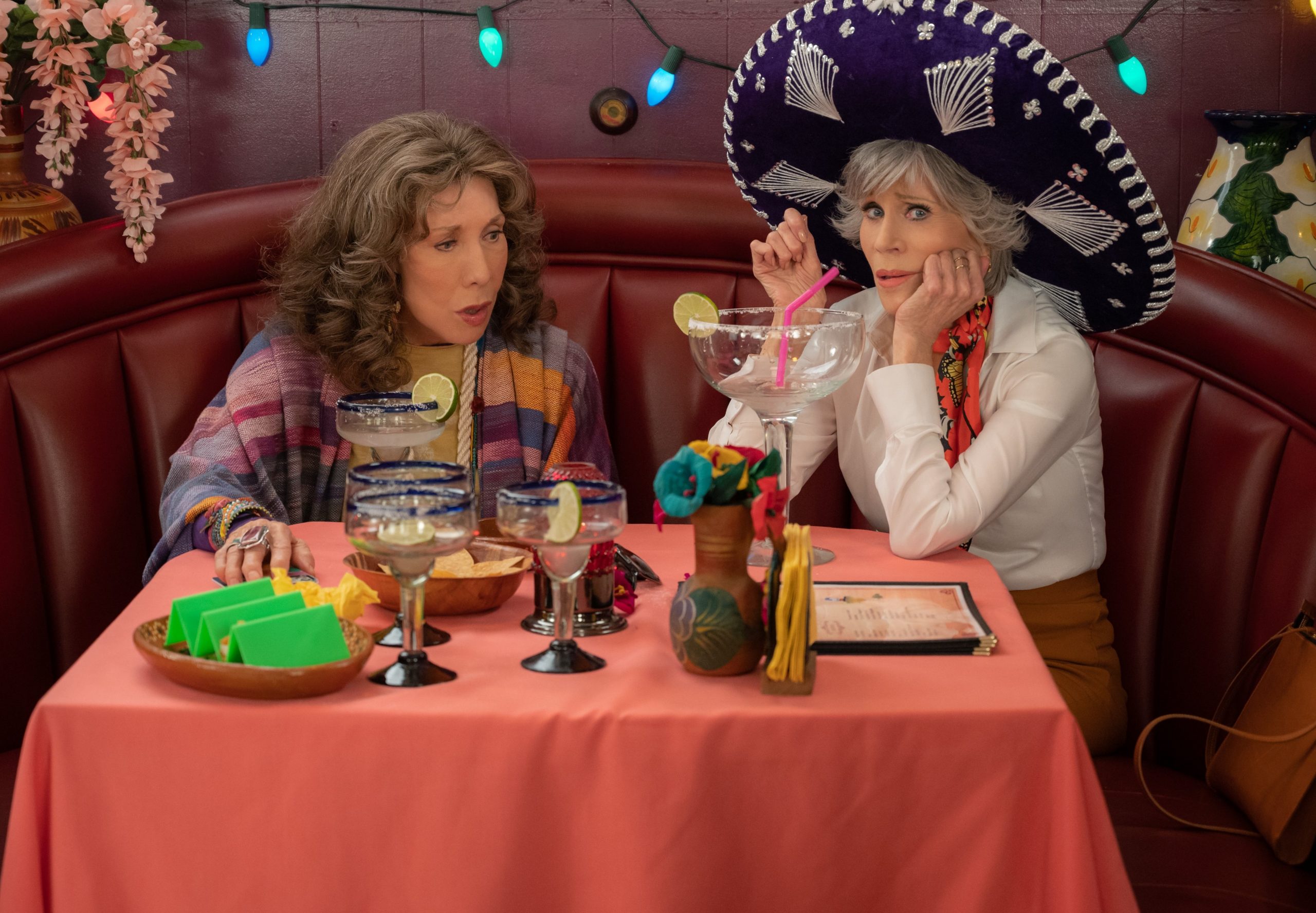 Sétima e última temporada de “Grace and Frankie” ganha novas imagens