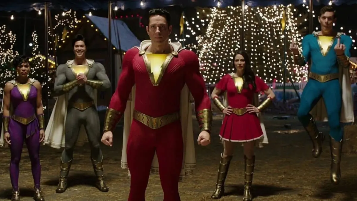 SDCC: Shazam enfrenta dragão com a família em primeiro trailer da sequência