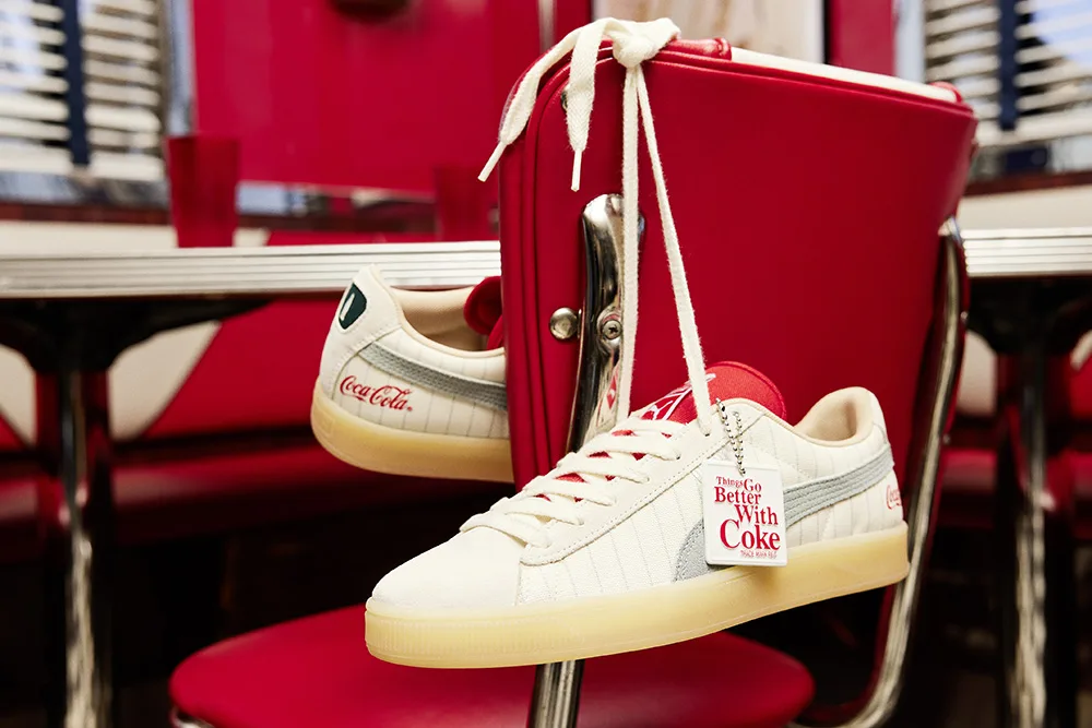 PUMA e Coca-Cola lançam coleção colaborativa que celebra a herança de ambas as marcas