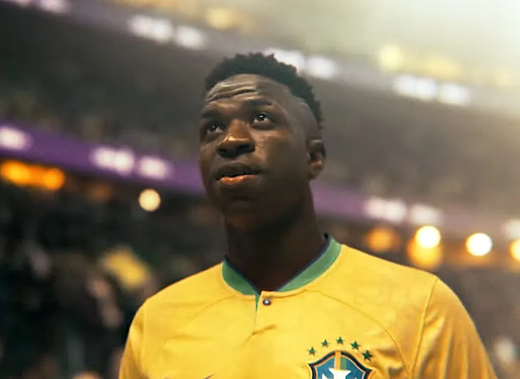 Vivo e Vini Jr. apostam na fé e superstição dos brasileiros no sonho rumo ao hexa