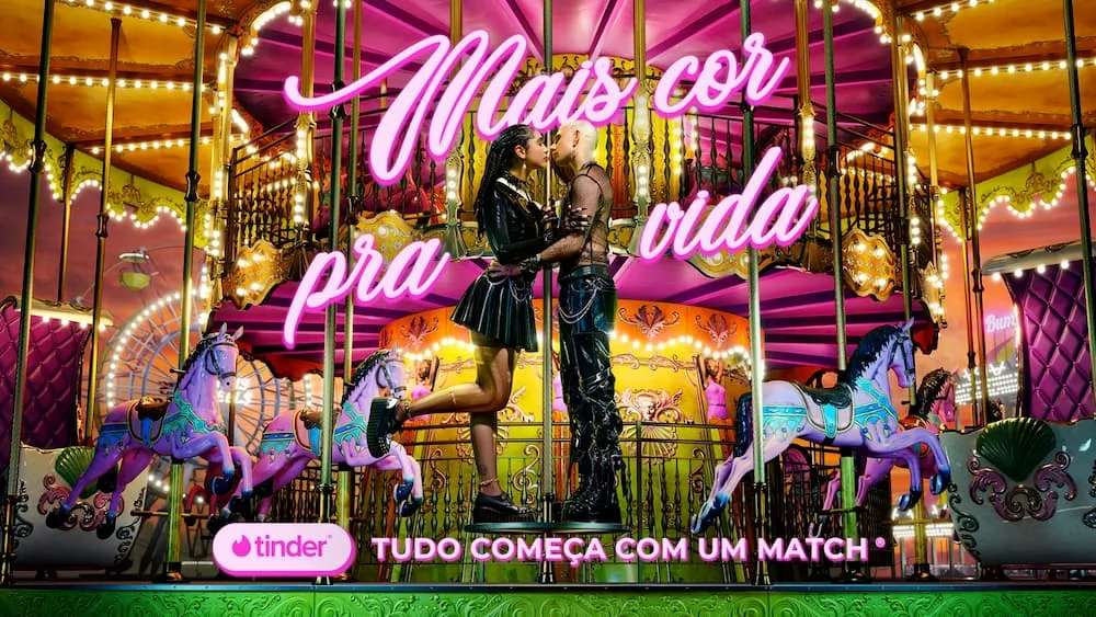 Tinder lança campanha global "Tudo Começa com um Match"