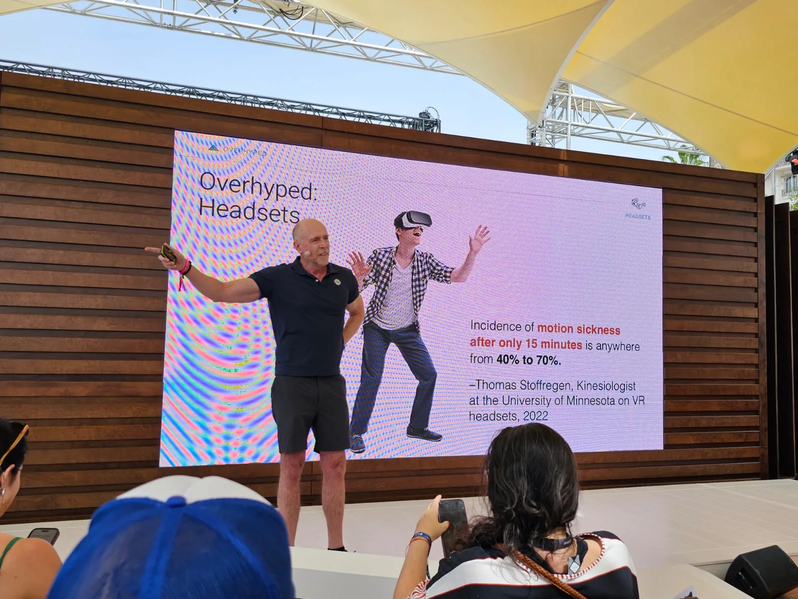 Scott Galloway “Vamos parar de falar sobre headsets e cripto, pelo amor de Deus!”