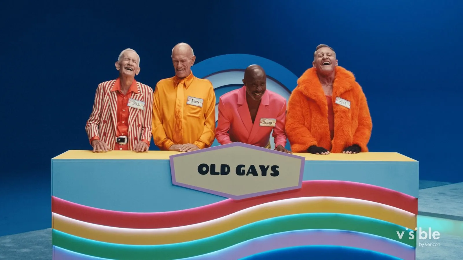 Visible Wireless cria talk show com The Old Gays para celebrar o mês do orgulho