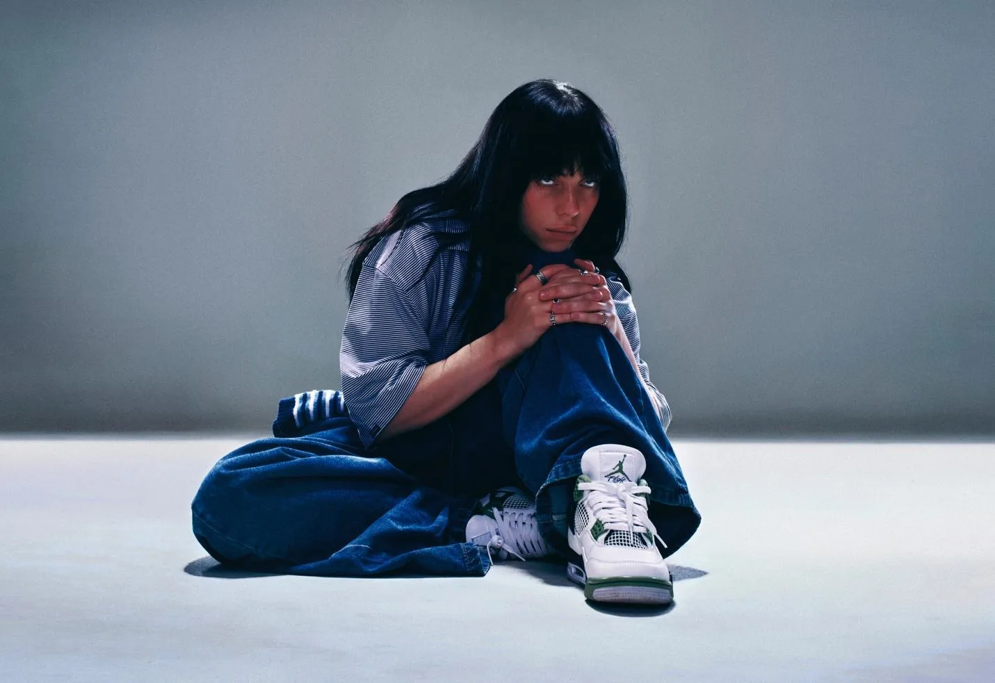Billie Eilish lança "What Was I Made For?", trilha de Barbie