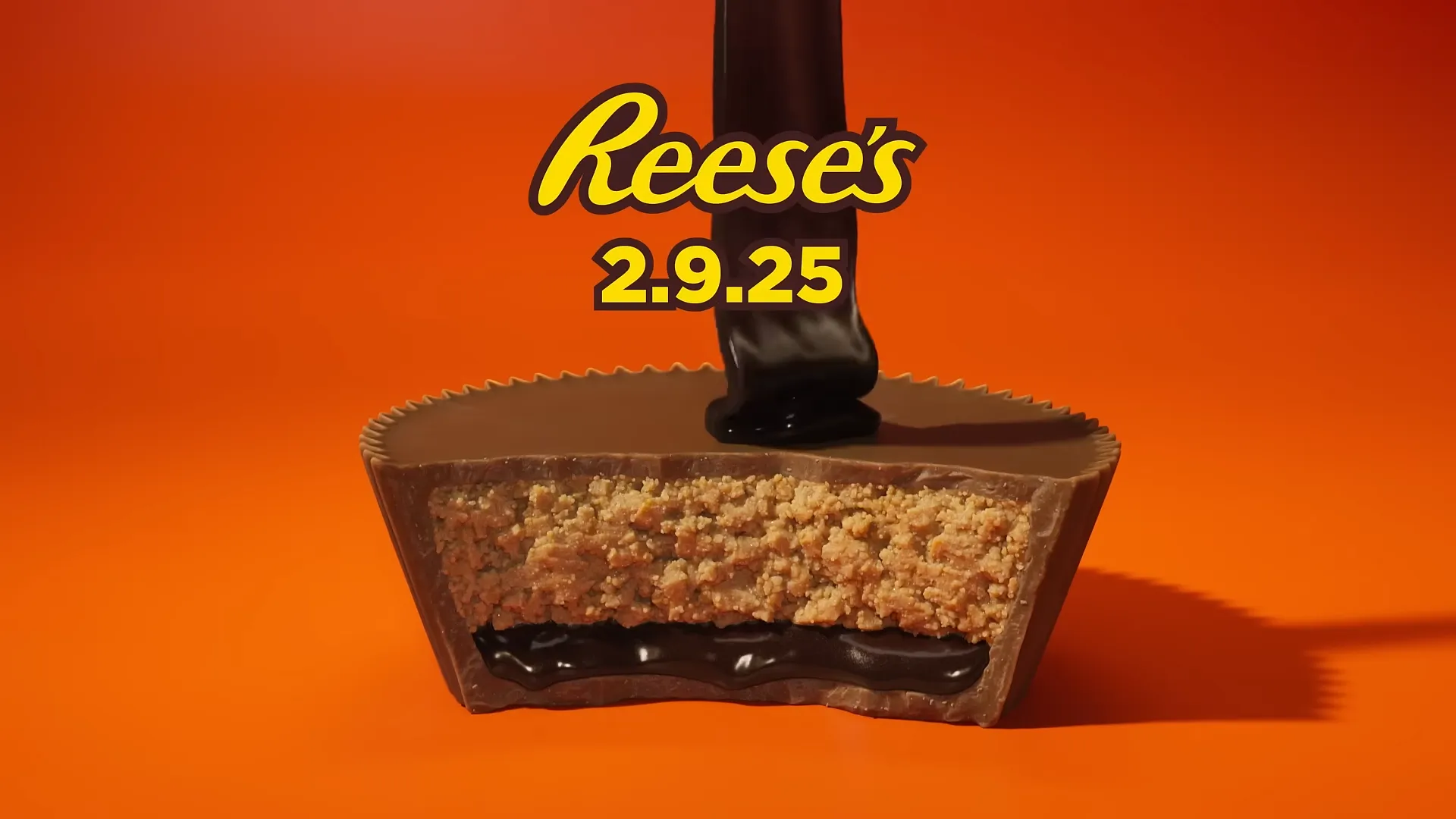 Chocolate Reese's com recheio cremoso e data de lançamento.