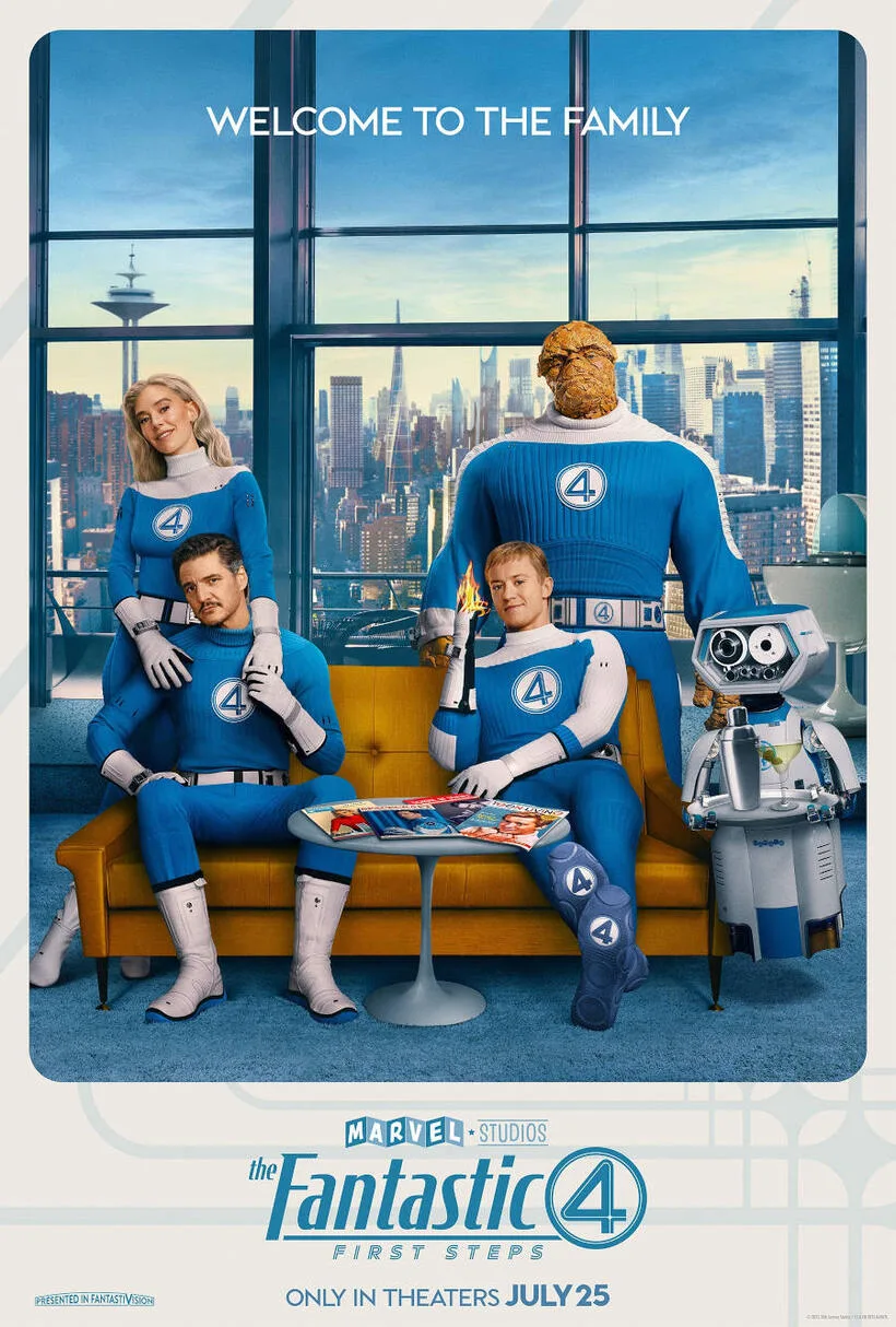 Pôster Fantastic Four, quatro heróis uniformizados na sala.