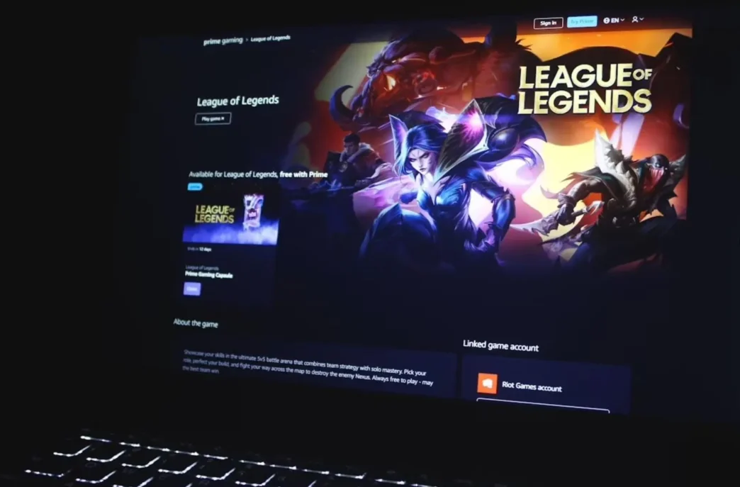 Tela inicial do jogo League of Legends.