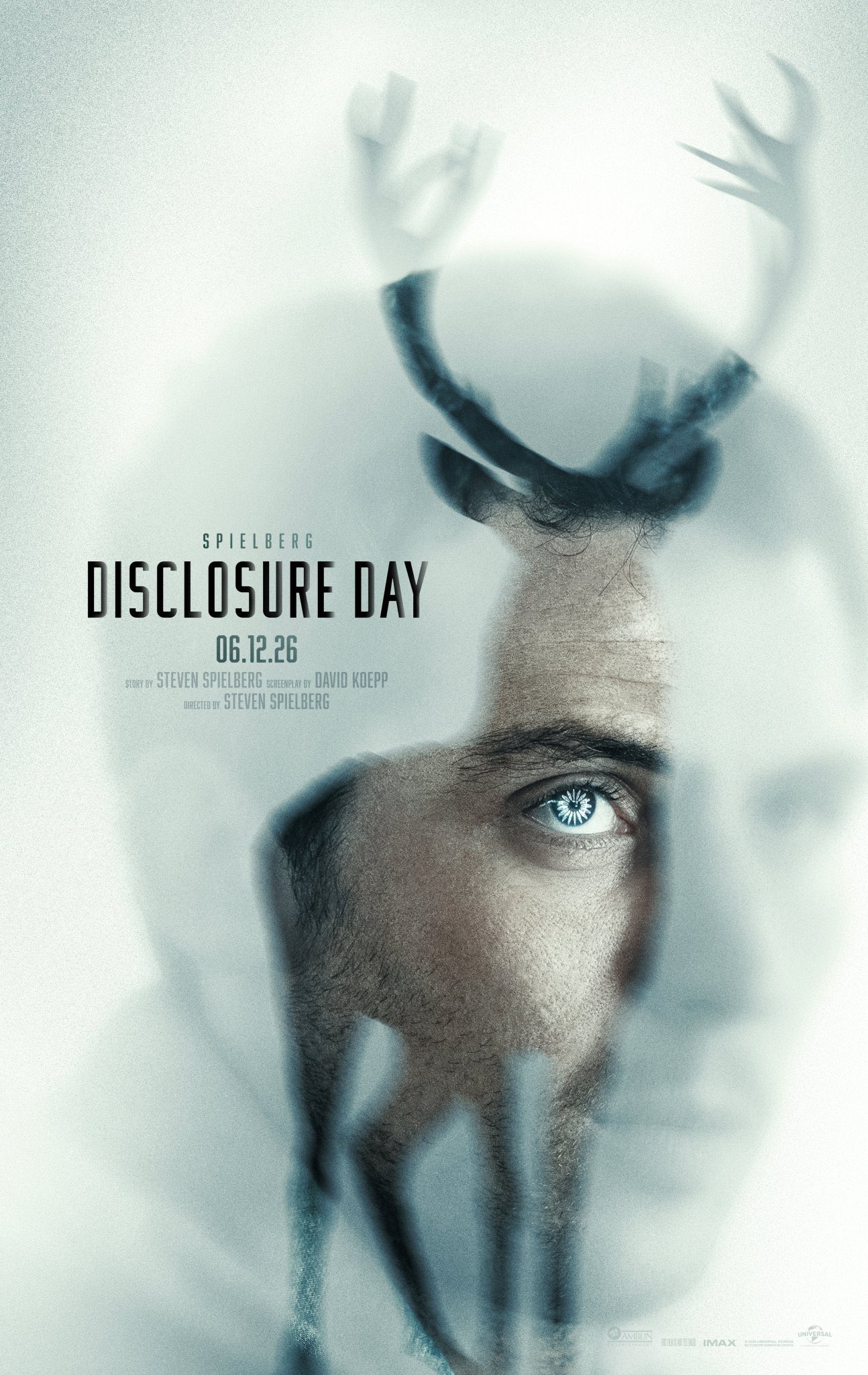 Cartaz filme Disclosure Day com rosto humano.