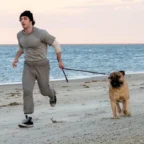 Cena do filme 'I Play Rocky' com Anthony Ippolito no papel de Sylvester Stallone